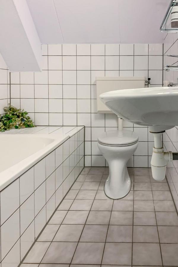 Hotel Joli Берген Экстерьер фото